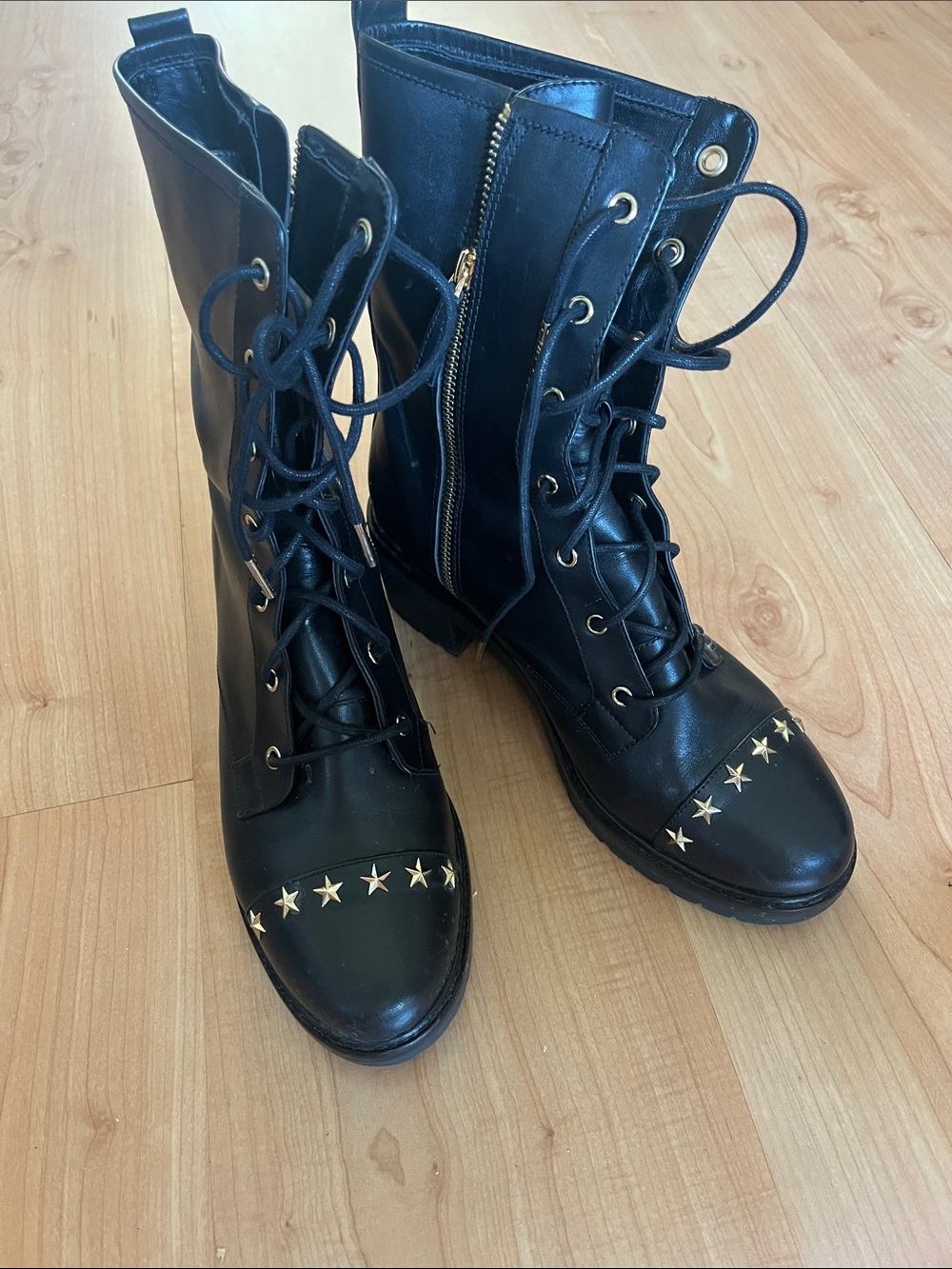 Micheal Kors leather boots